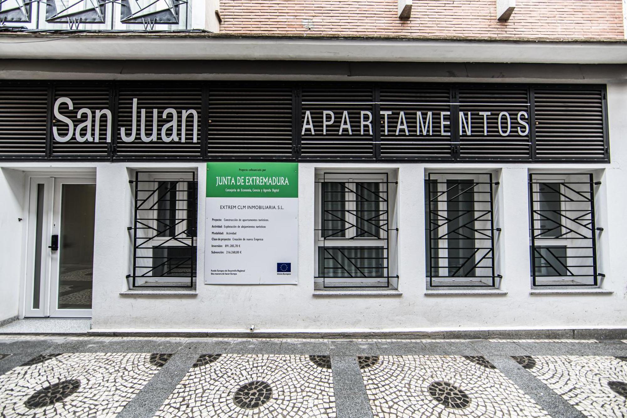 Apartamentos Luxury En San Juan Badajoz Luaran gambar